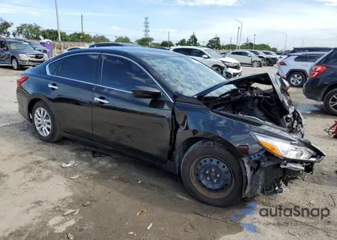 2016 Nissan Altima 2.5 z USA, uszkodzony, nr VIN 1N4AL3AP3GC255331